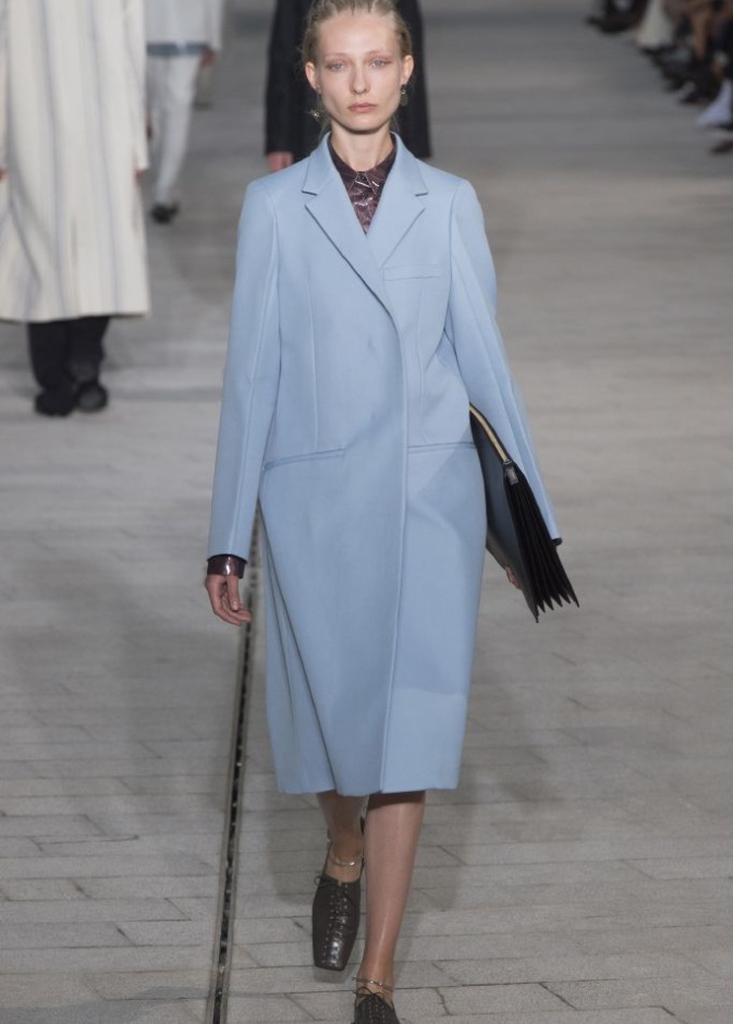 عرض أزياء Jil Sander لموسمي ربيع وصيف 2018!