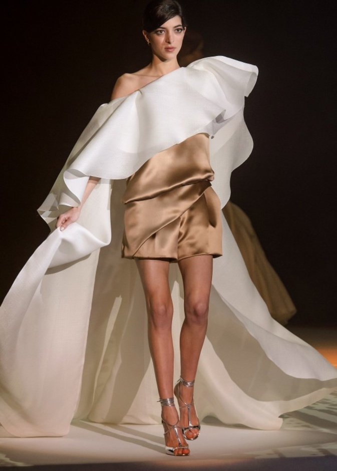 مجموعة ستيفان رولاند للهوت كوتور لربيع 2018