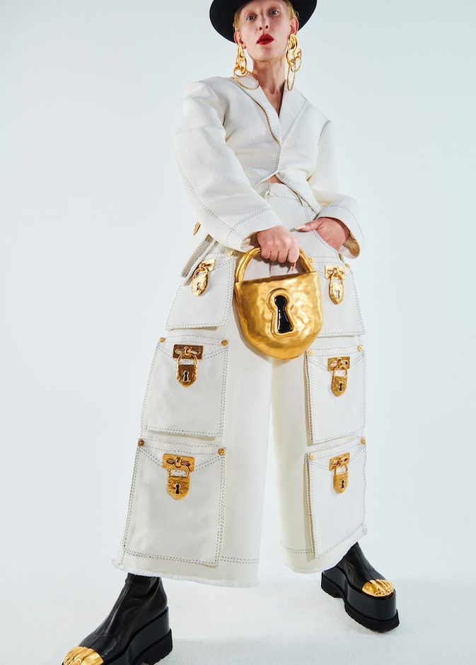 عرض ازياء سكياباريلي الهوت كوتور لربيع وصيف 2021