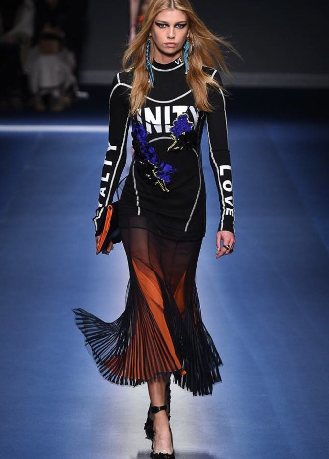 مجموعة "فيرساتشي" لموسم خريف وشتاء 2017-2018