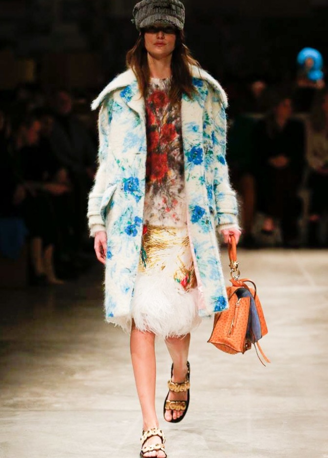 عرض أزياء Prada لخريف ٢٠١٧ !