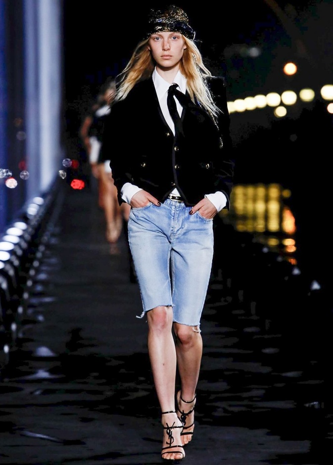 اسبوع الموضة في باريس 2019 مجموعة SAINT LAURENT لربيع وصيف 2020