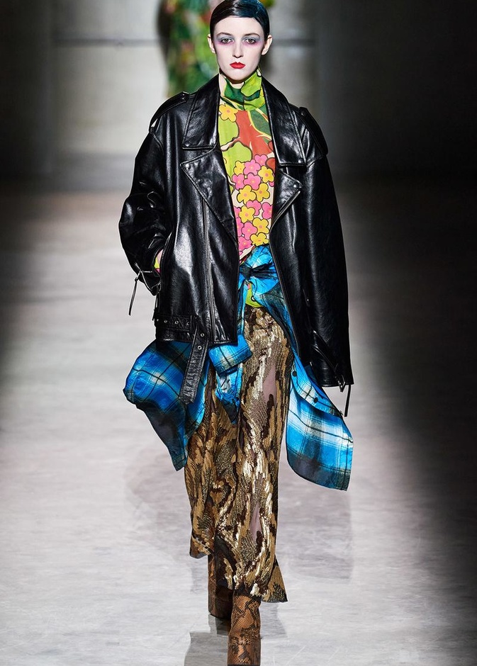 عرض مجموعة Dries Van Noten لموسم خريف وشتاء 2020