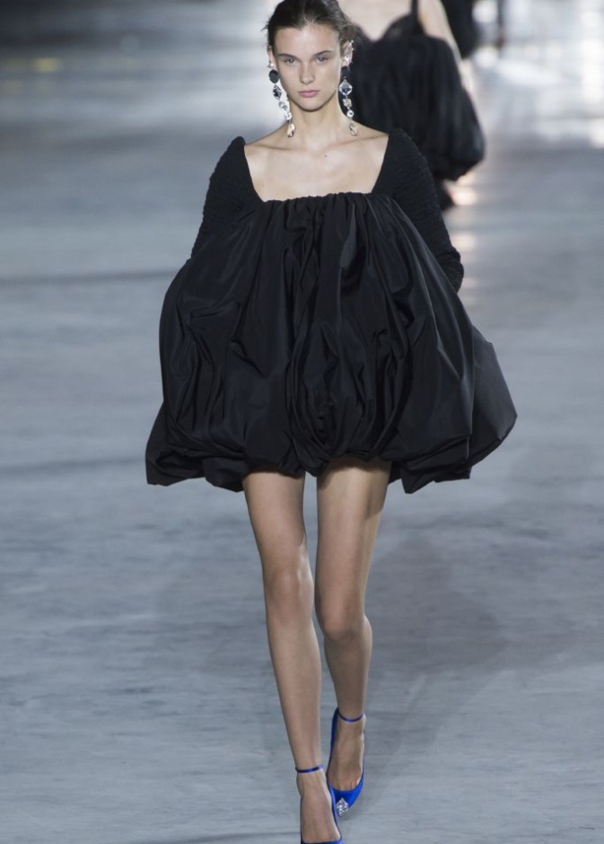 مجموعة Saint Laurent لموسمي ربيع وصيف 2018!