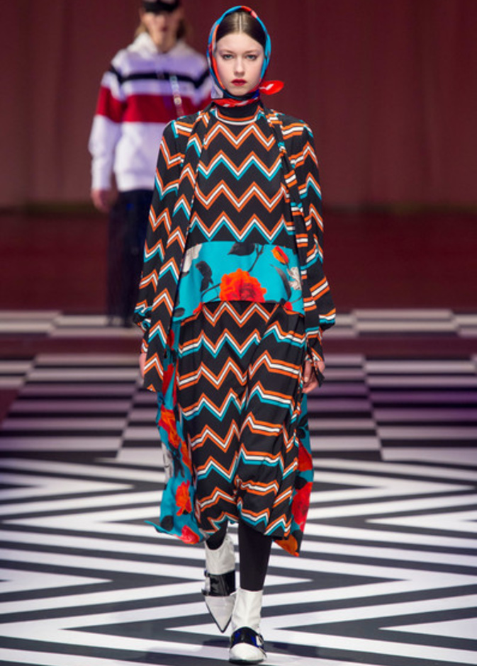 عرض أزياء Msgm لخريف وشتاء 2017