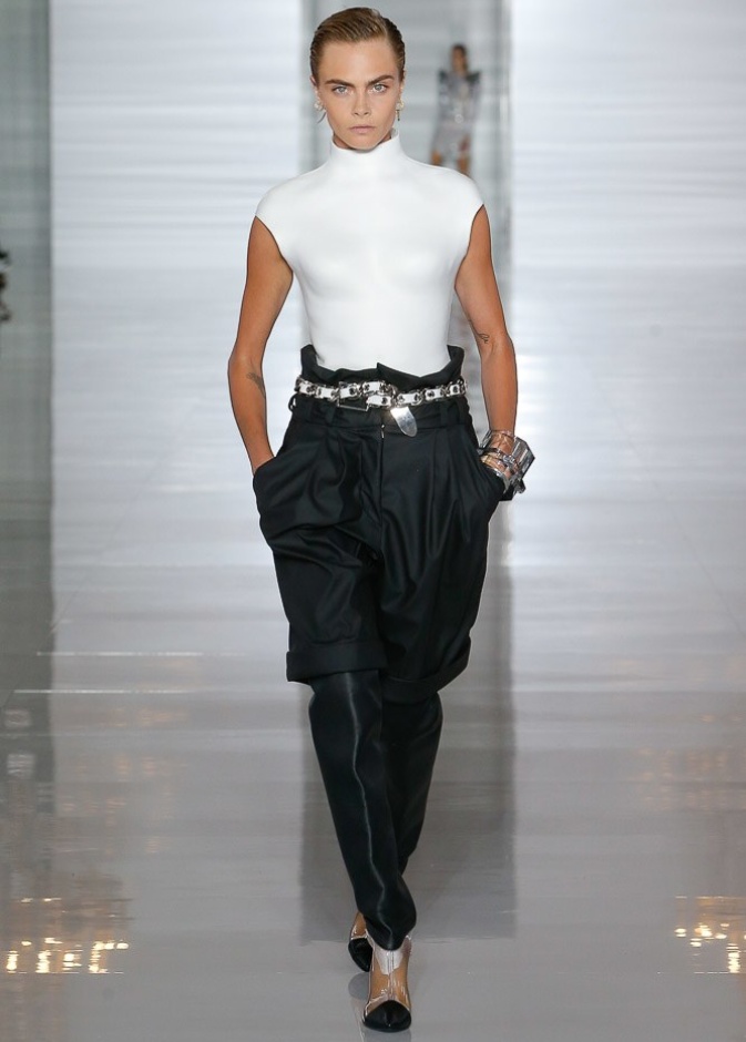 عرض أزياء Balmain لربيع وصيف 2019