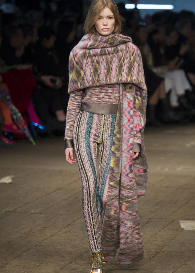 عرض أزياء دار ميسوني لخريف وشتاء 2016-2017