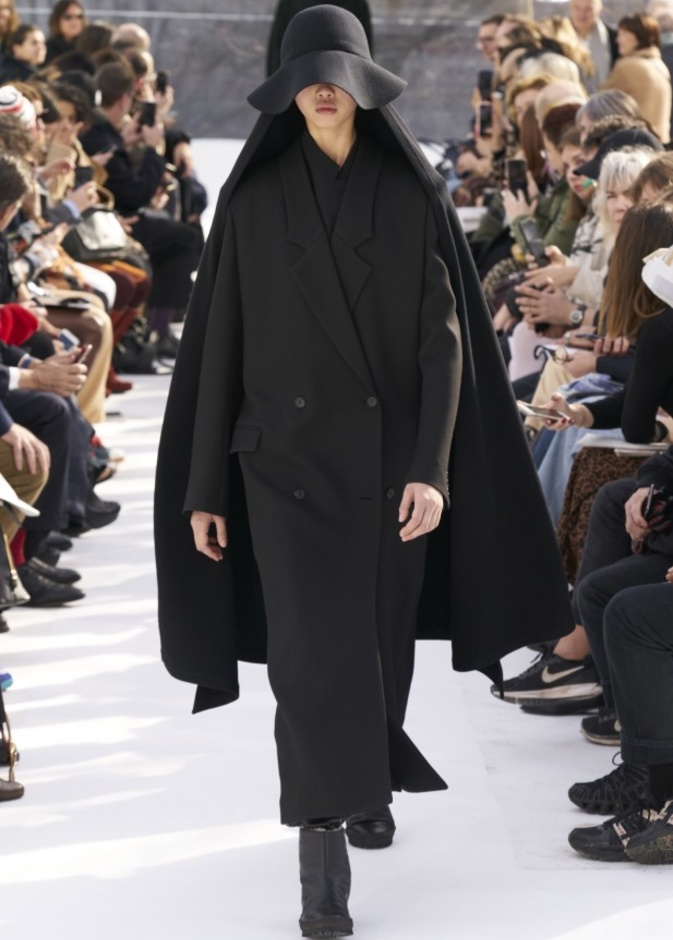 مجموعة KENZO لخريف وشتاء 2020-2021 خلال اسبوع الموضة في باريس