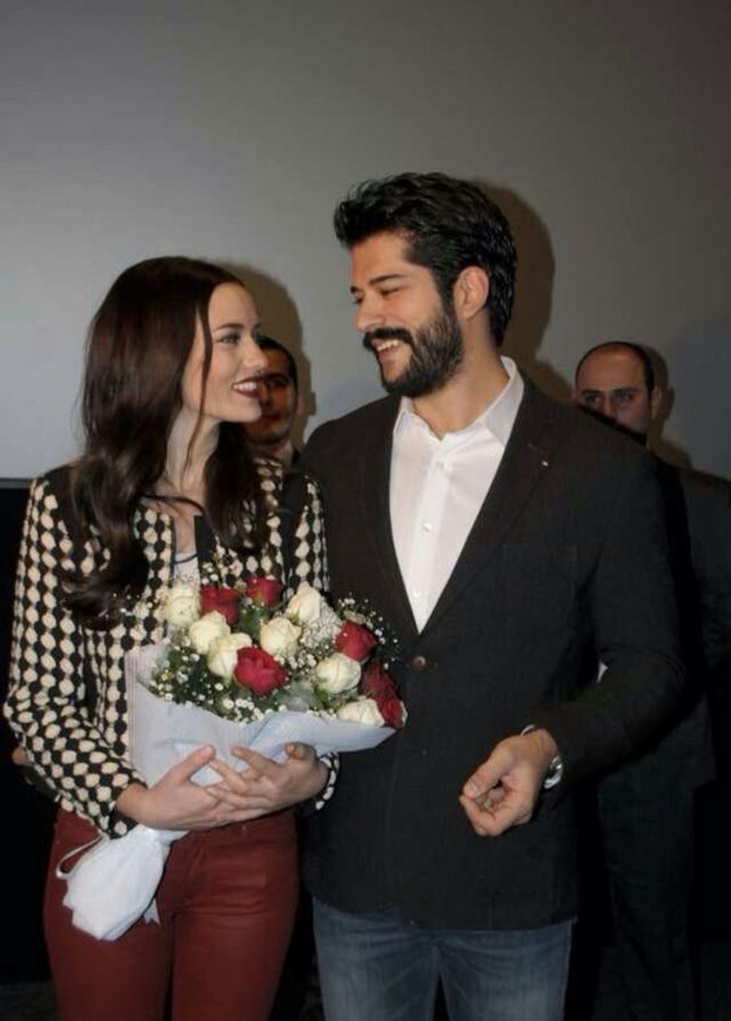 بوراق أوزجفيت وفهرية إفجان