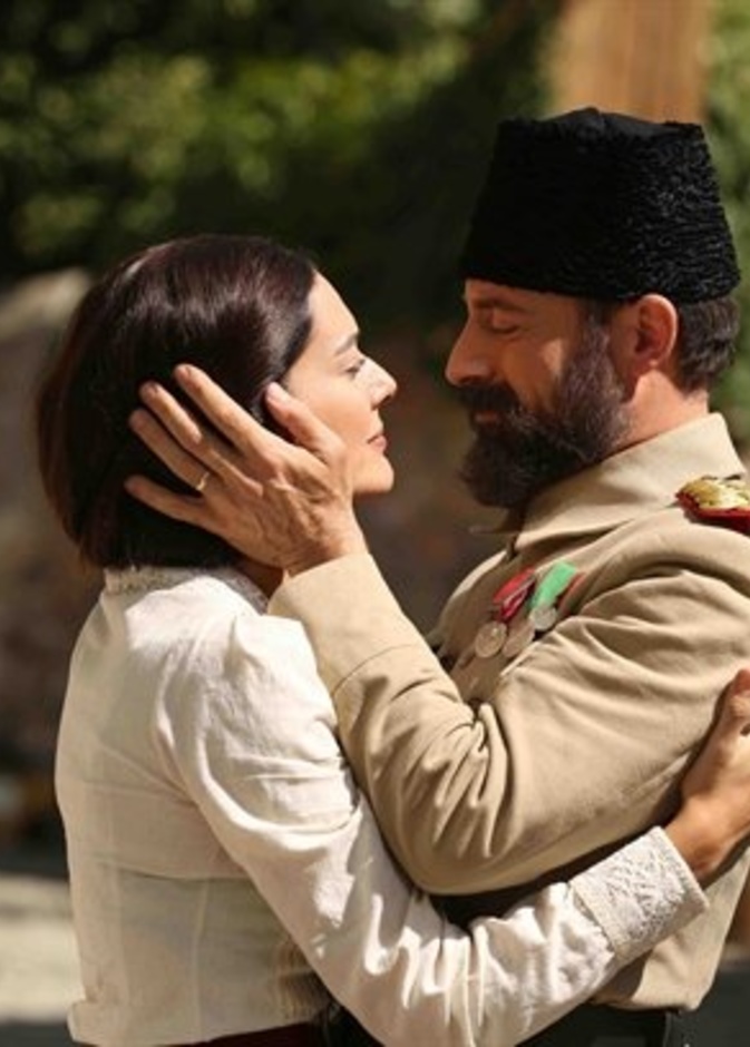 برجوزار كوريل وخالد أرجنتش