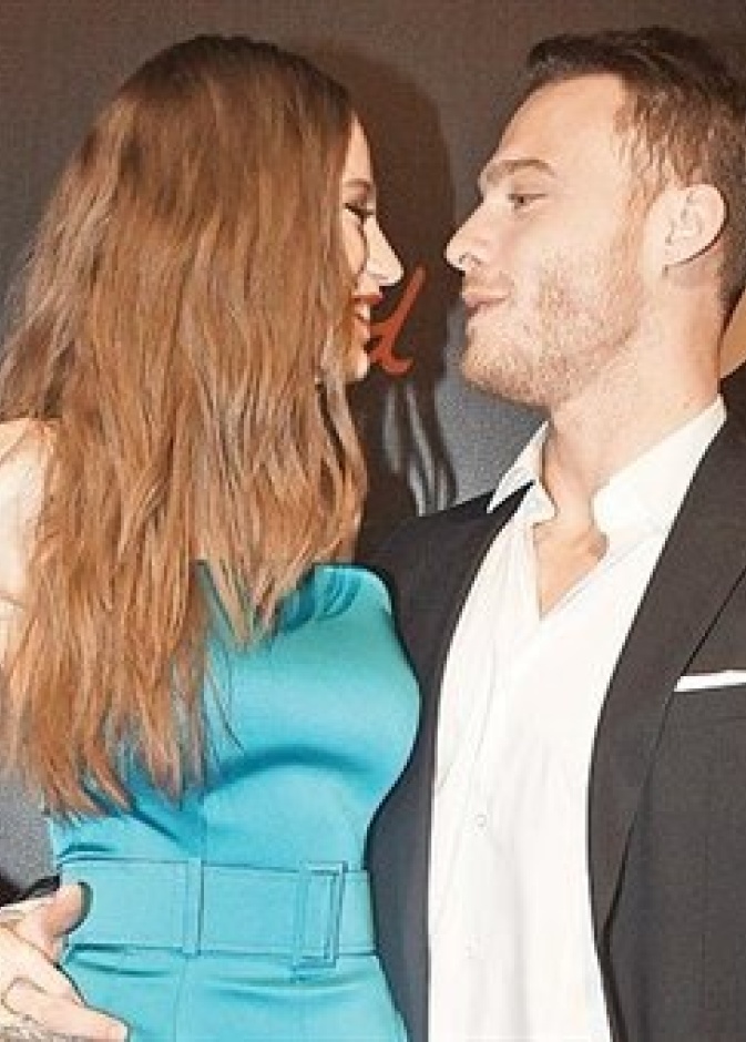 كرم بورسين وسيريناي ساريكايا