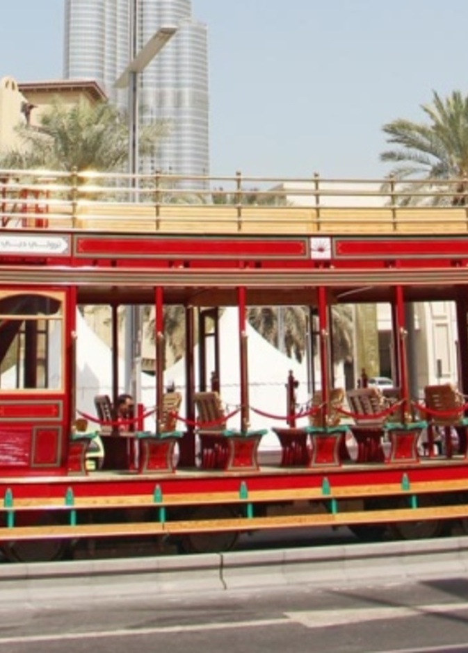 "ترولي دبي" في بوليفارد محمد بن راشد .. أحدث وسائل النقل في دبي