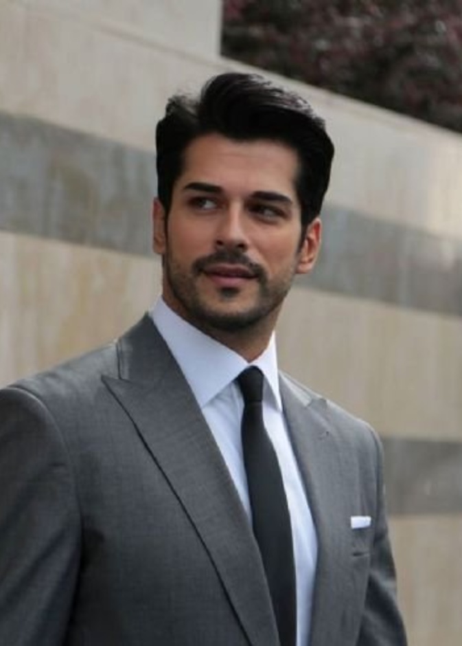 بوراق أوزجفيت