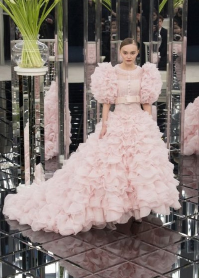 فستان زفاف من مجموعة نعيم خان Naeem Khan لربيع 2017 12.15.02 PM