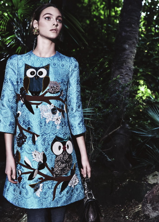 أميرة DOLCE & GABBANA  تتألّق أناقة وجمالاً 