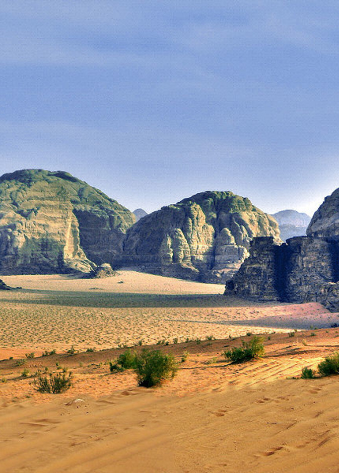 وادي رم قطعة من سطح القمر