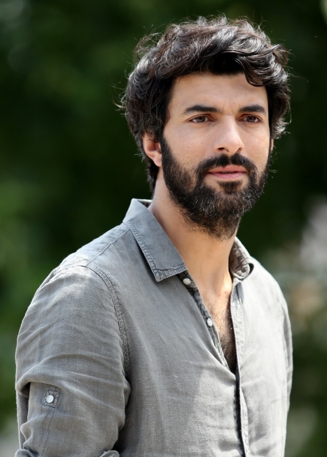 انجين أكيورك