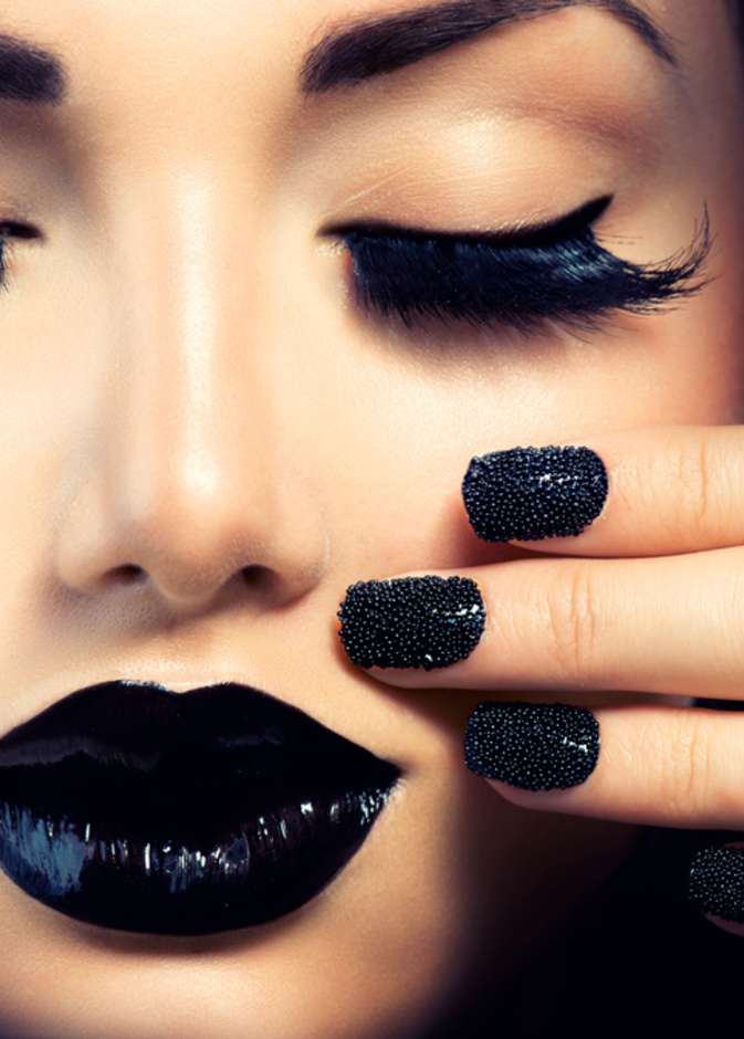 الشفاه السوداء: جرأة زائدة أم ظاهرة جديدة؟