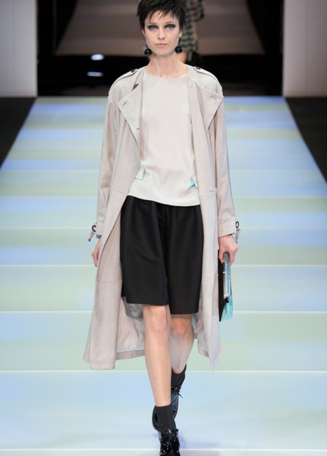 Emporio Armani يجمع تاريخ الموضة في عرض واحد