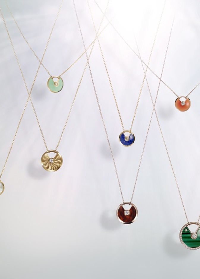  مجوهرات Amulette de Cartier  الجديدة من كارتير Cartier