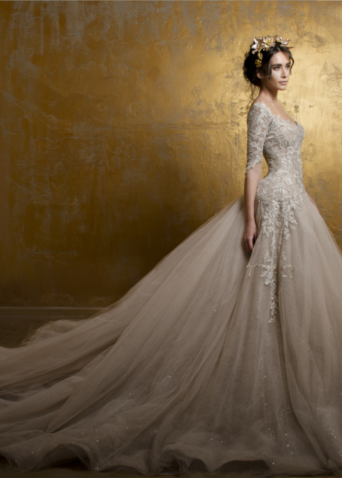 Antoine Kareh فستان زفاف للمحجبات  من