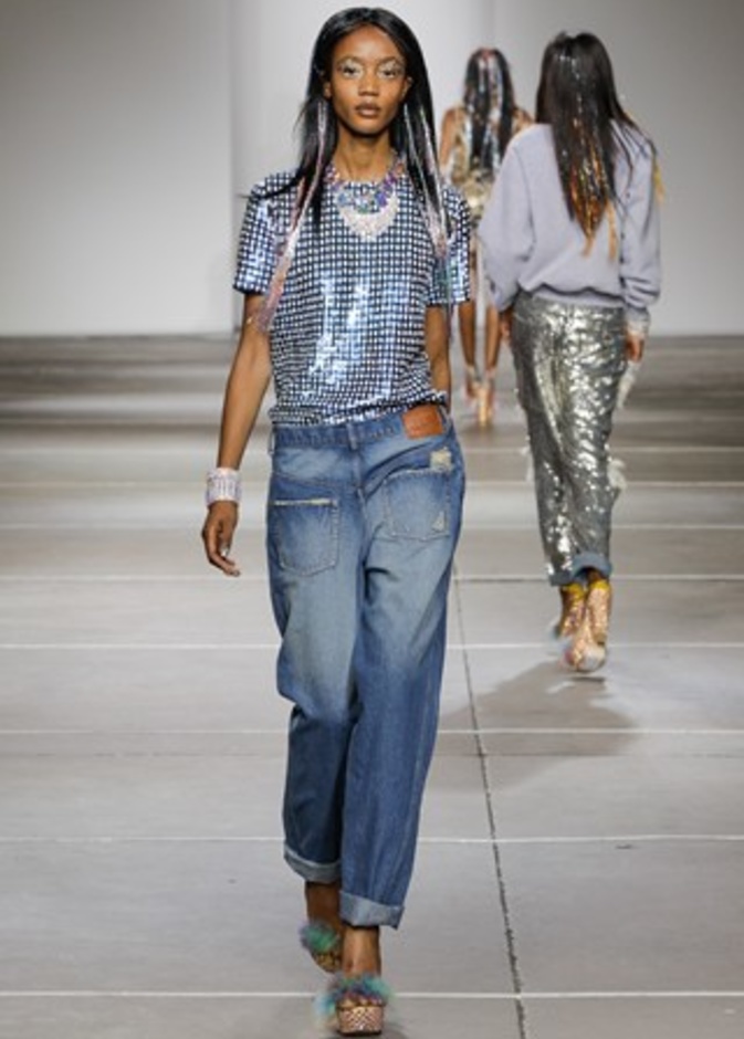 وقت الإحتفال والمرح في عرض Ashish لربيع وصيف 2015