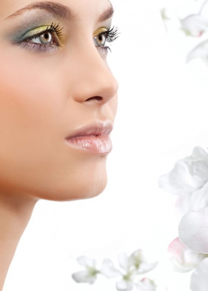 عبير الألوان يبشّر بجمالك الربيعي