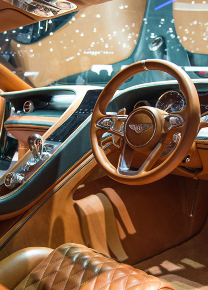 سيارة  EXP 10 Speed 6 من بينتلي