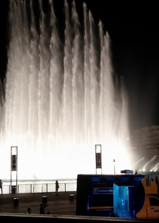 فعالية حاويات الازياء "Market OTB" في برج برك وسط مدينة دبي