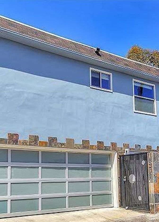 كريس كولفر يبيع منزل لوس أنجلوس