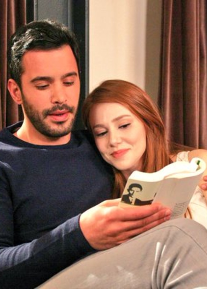 مشهد من مسلسل حب للايجار