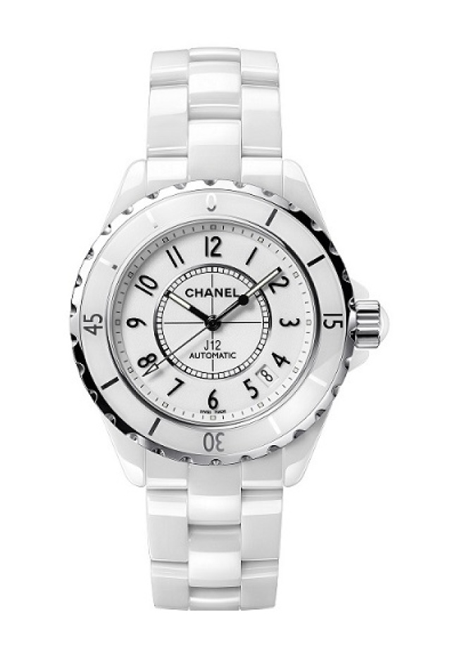  ساعة شانيل J12 باللون الأبيض