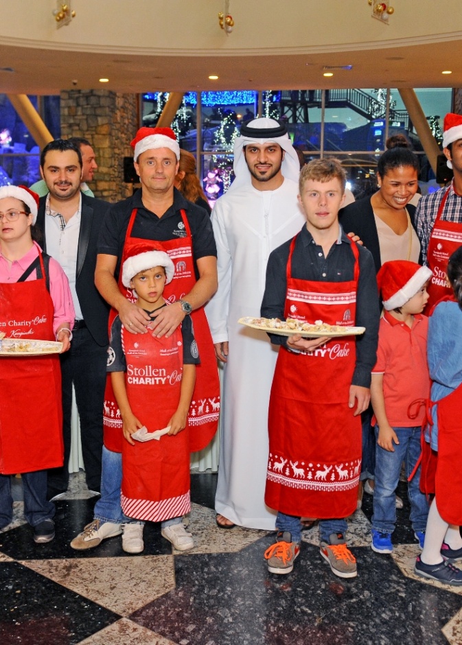 عائدات كعكة "شتولن" الخيرية ل "مركز دبي للرعاية الخاصة"
