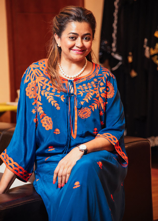 مصممة الأزياء بيناس سوني