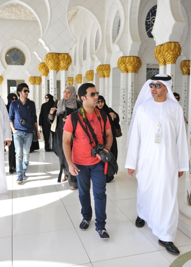 رحلة إلى أبوظبي بعيون سعودية