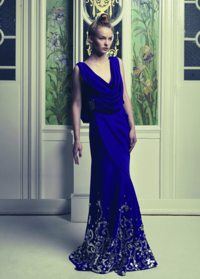 أروع إطلالات العيد للعروس بلمسات كبار المصممين