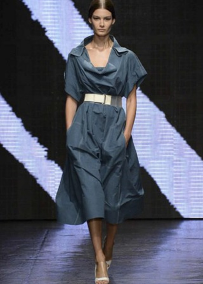 أناقتك العصرية مع Donna Karan