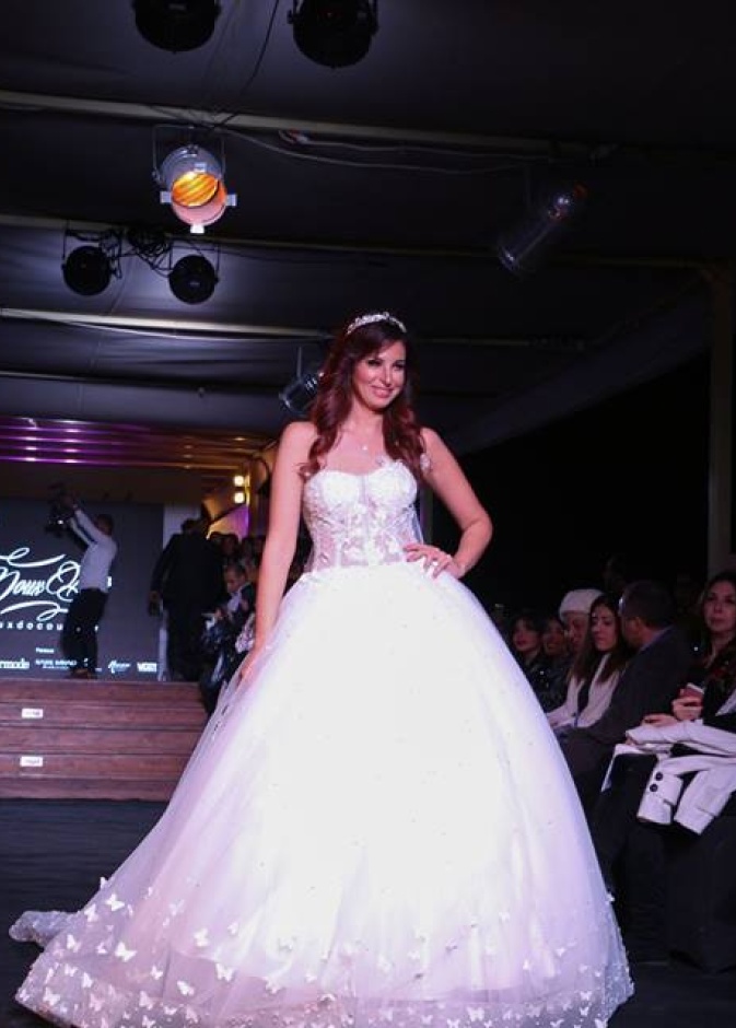 Douxdo couture فستان زفاف من مجموعة