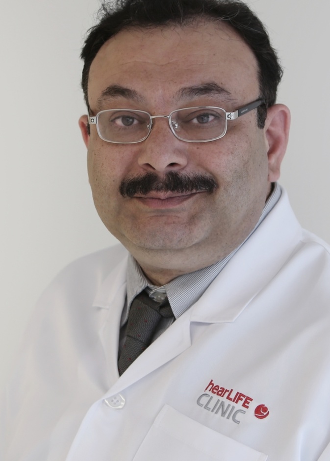 حوار ثري مع الدكتور أحمد شيخوني المدير الطبي لعيادات hearLIFE عن فقدان السمع عند الأطفال 