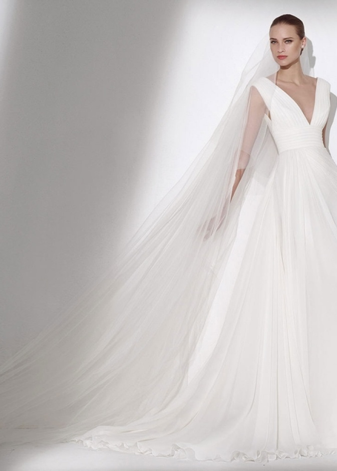 Elie Saab By Pronovias 2015