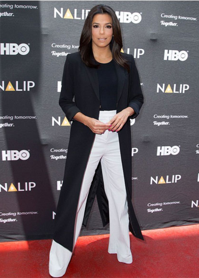 ما رأيكِ بهذه الإطلالة؟