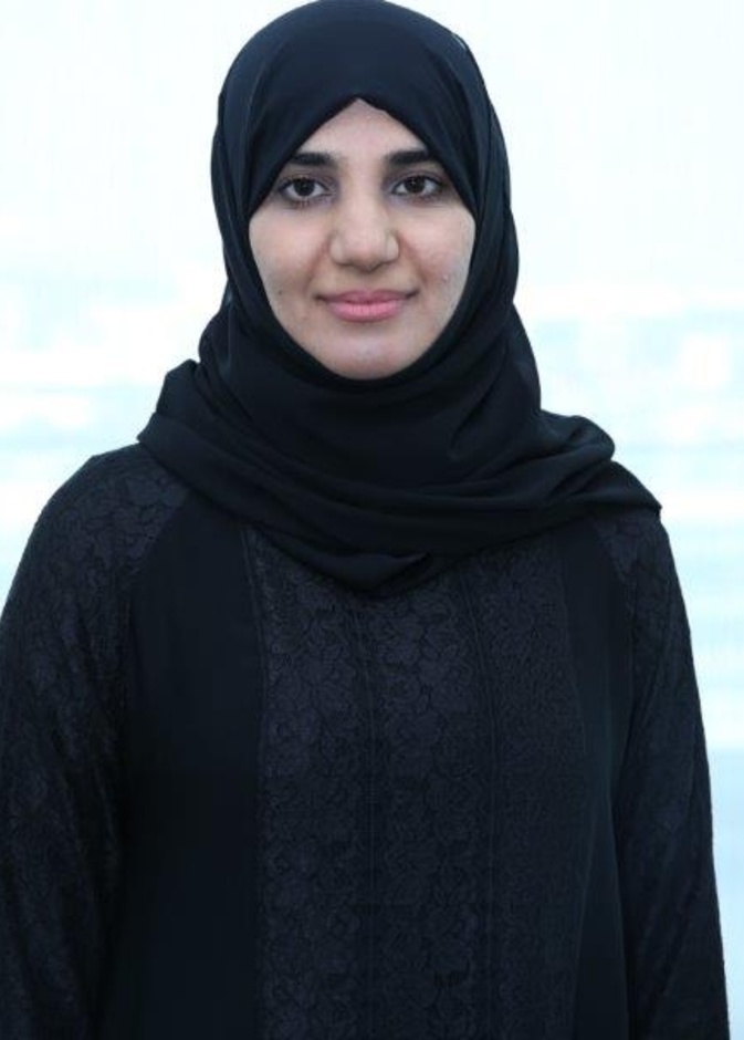 فاطمة الجسمي  