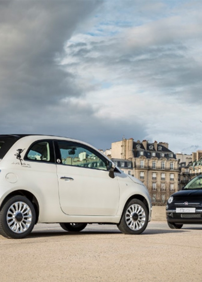 السيارة الصغيرة " Fiat 500C" بتوقيع  La petite Robe noire by Guerlain 