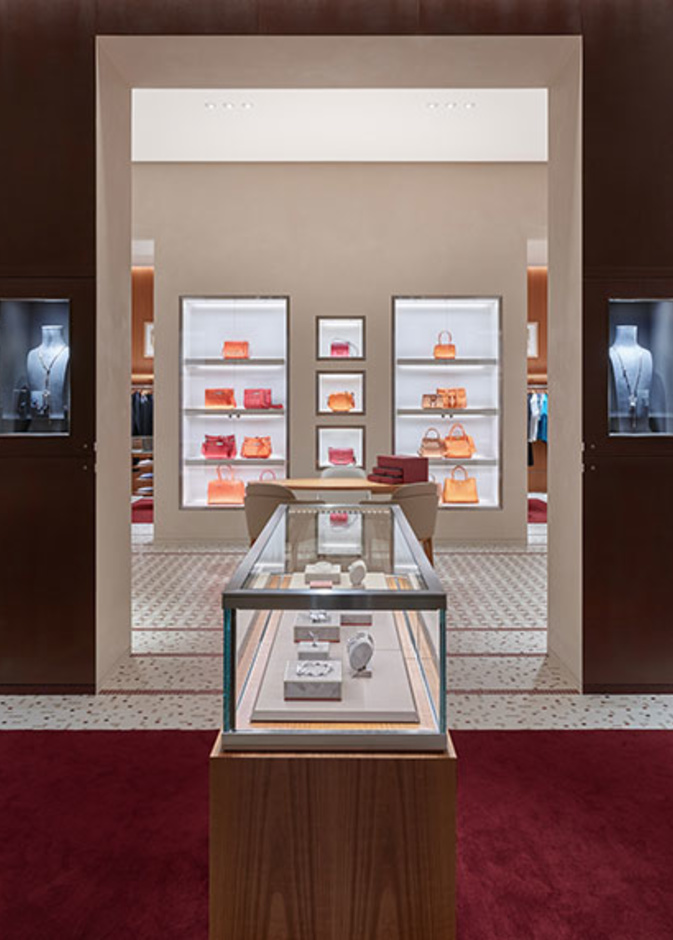 Hermes اكسسوار وحقائب