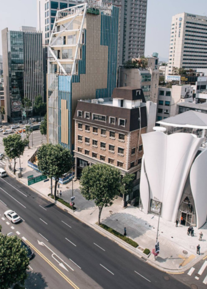 هاوس أوف ديور في سيول .. تحفة معمارية