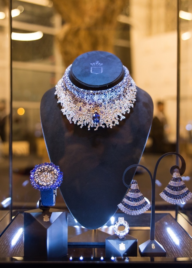 مجوهرات "دي غريسوغونو" الآن في دبي مول 