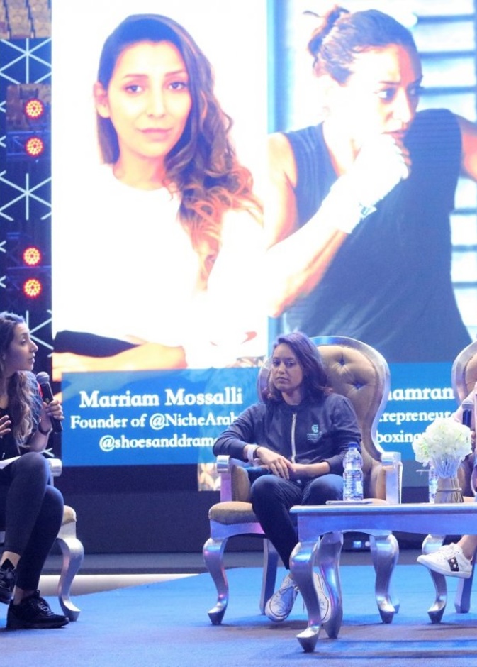 طلاب جامعة دار الـحكمة