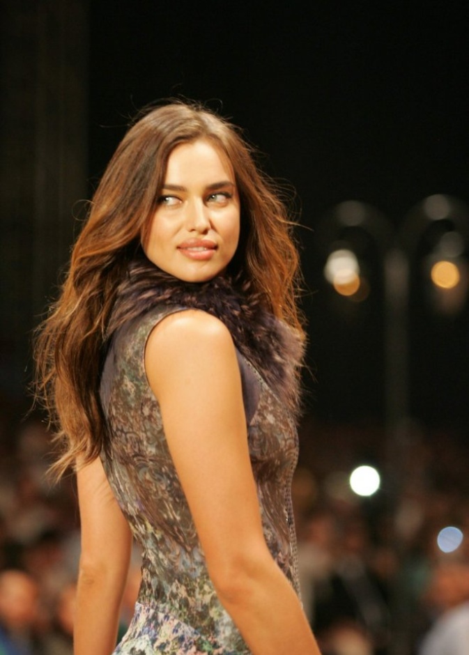 Irina Shayk Dosso