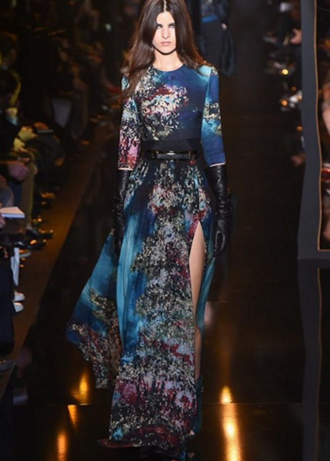 عرض Elie Saab لسيدة واثقة وحالمة!