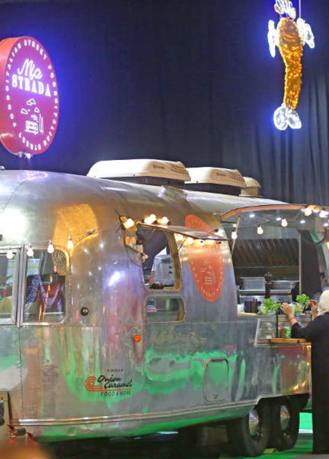 عالم مدهش في دبي يحتضن أكبر حديقة للمأكولات في الإمارات